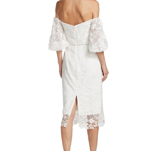 ML Monique Lhuillier
Floral Lace Off-The-Shoulder Midi-Dress - Picture 4 of 9
